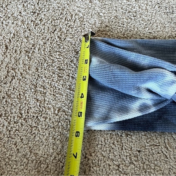 *2/$15* Tie Dye Top Knot Headband - Picture 5 of 5